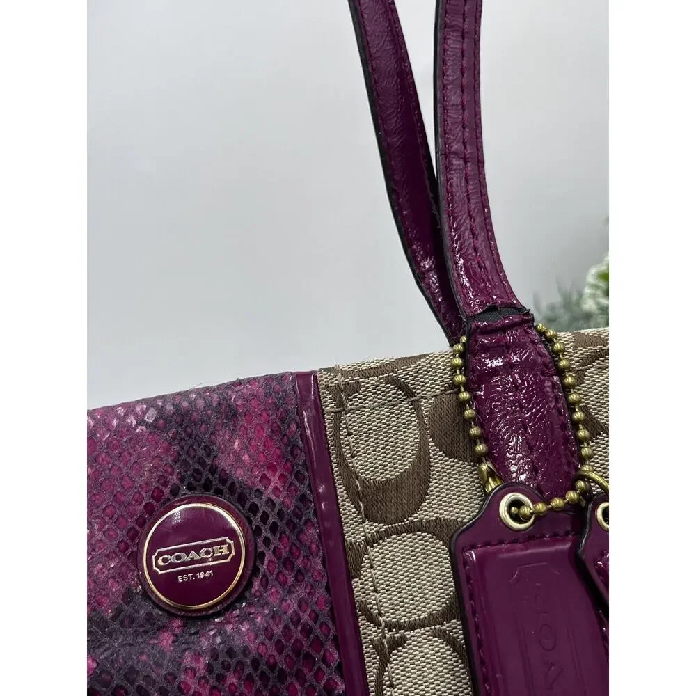 Authenticated F25706 Raspberry Snakeskin Tan Brown Signature Logo‎ Tote Bag